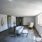 In Szopa Mit Garten Und Terrasse By Interhome בית נופש *