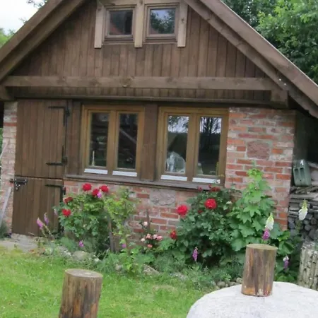 In Szopa Mit Garten Und Terrasse By Interhome