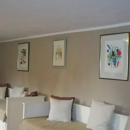 In Szopa Mit Garten Und Terrasse By Interhome