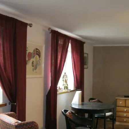 In Szopa Mit Garten Und Terrasse By Interhome 度假居 *