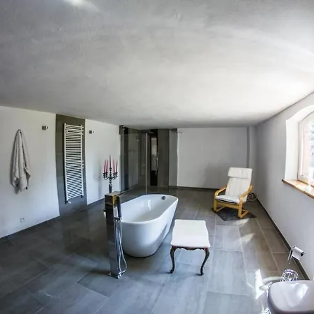 In Szopa Mit Garten Und Terrasse By Interhome 度假居 *