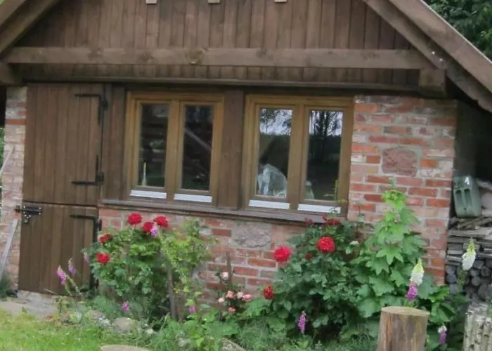 In Szopa Mit Garten Und Terrasse By Interhome