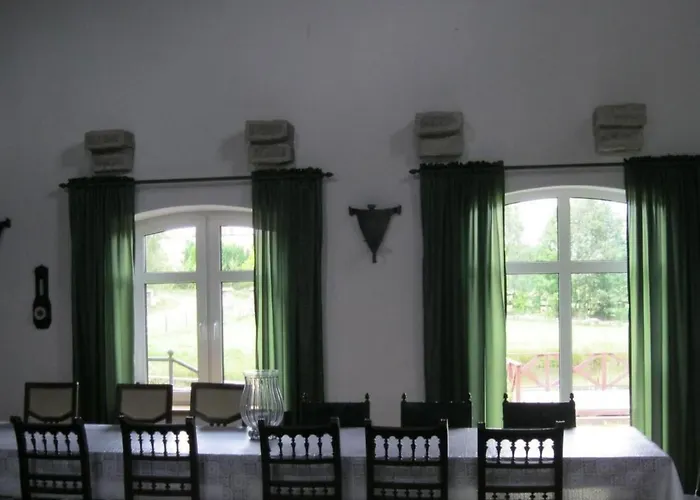 度假居 In Szopa Mit Garten Und Terrasse By Interhome *