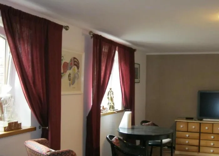 In Szopa Mit Garten Und Terrasse By Interhome 度假居 *