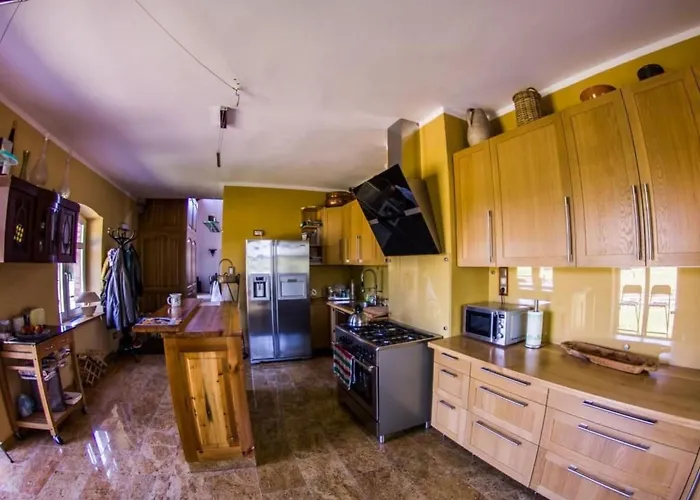 In Szopa Mit Garten Und Terrasse By Interhome בית נופש *