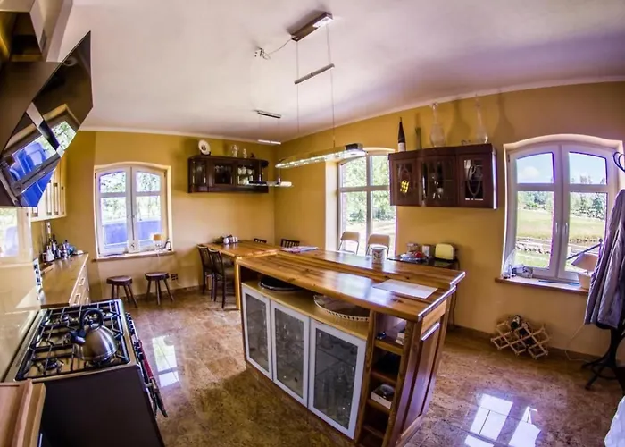 度假居 In Szopa Mit Garten Und Terrasse By Interhome